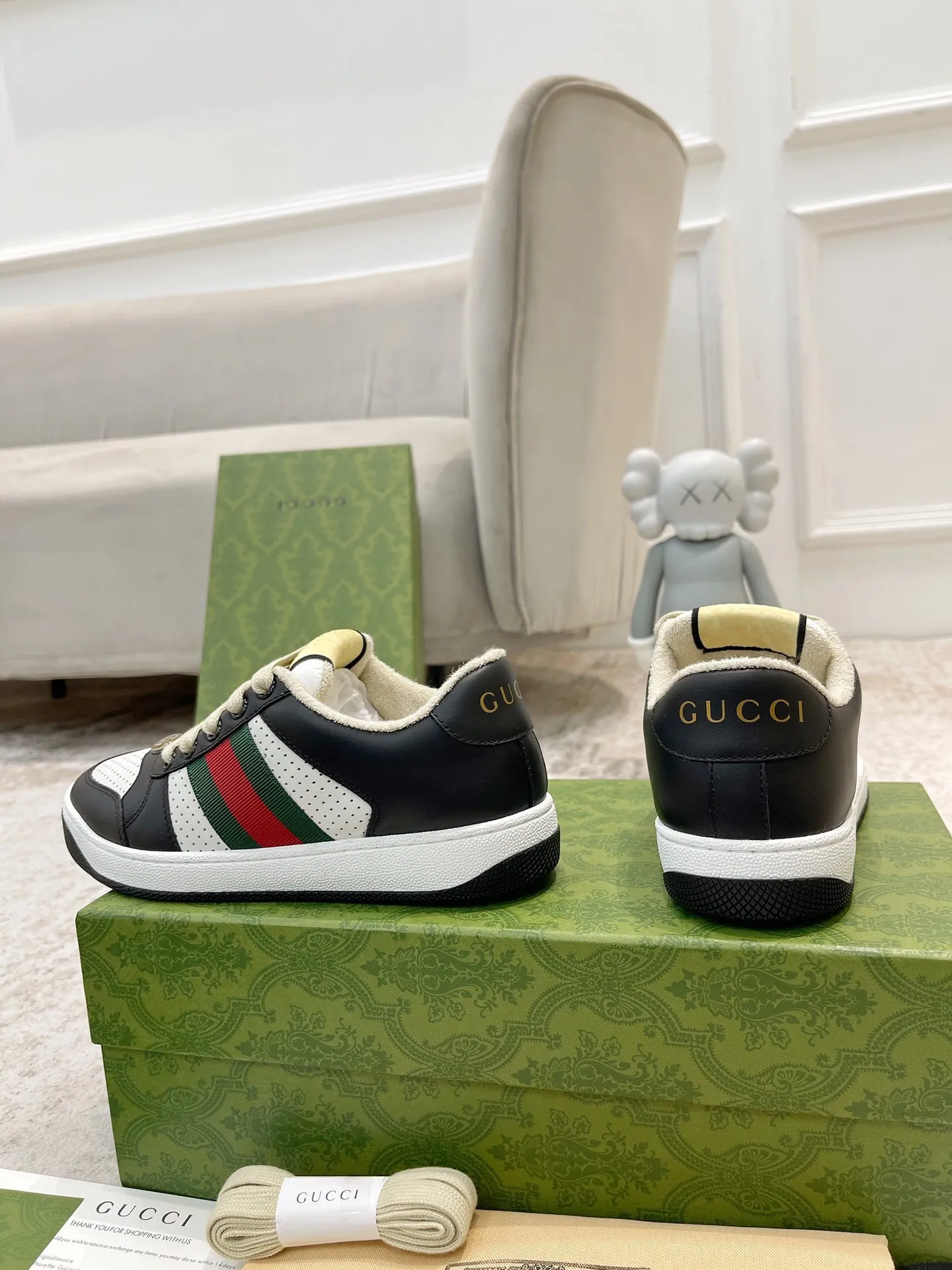 👟👟Ex-factory price 480👟👟 Couple style👫Gucci Gucci ❗️❗️New order shipped Original development Private mold making Correct last shape Hand-polished and distressed effect Correct details Complete accessories Imported leather/original towel lining crafted with craftsmanship Same size for men and women: 35-44